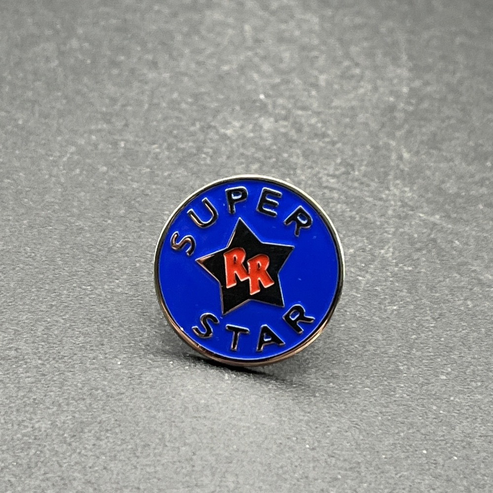 Red Robin Super Star‎ Burger Restaurant Employee Lapel Hat Pin Blue